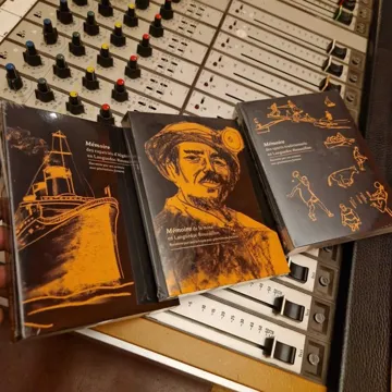 Pochette de disque 127