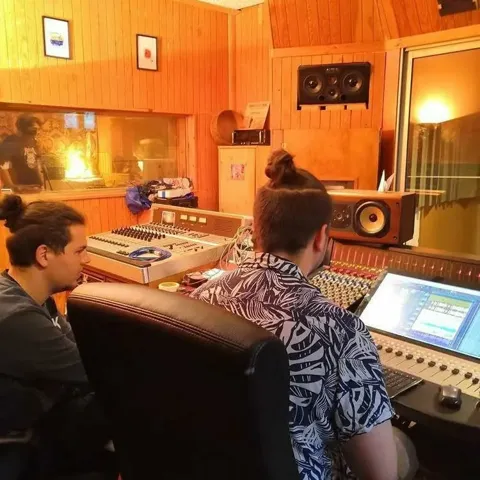 Vie du studio · 8
