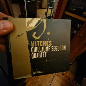 Pochette de disque 155