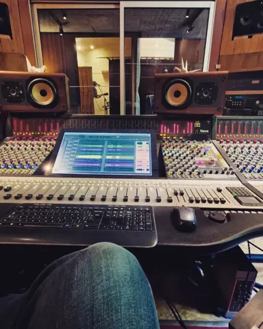 Vie du studio · 97