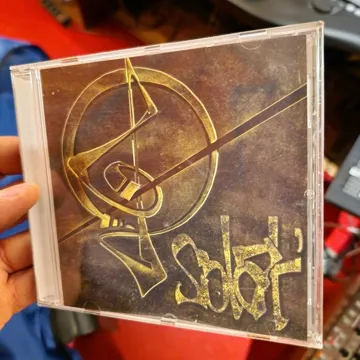 Pochette de disque 103